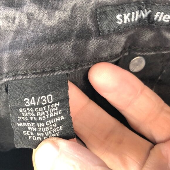 CJ Black Premium Mens Jeans Size 34/30 Black Denim Distressed Grunge Pleated Y2K - Picture 4 of 13